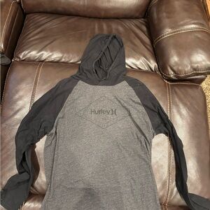 Buckle Men's Gray and Black Hoodie Sweater